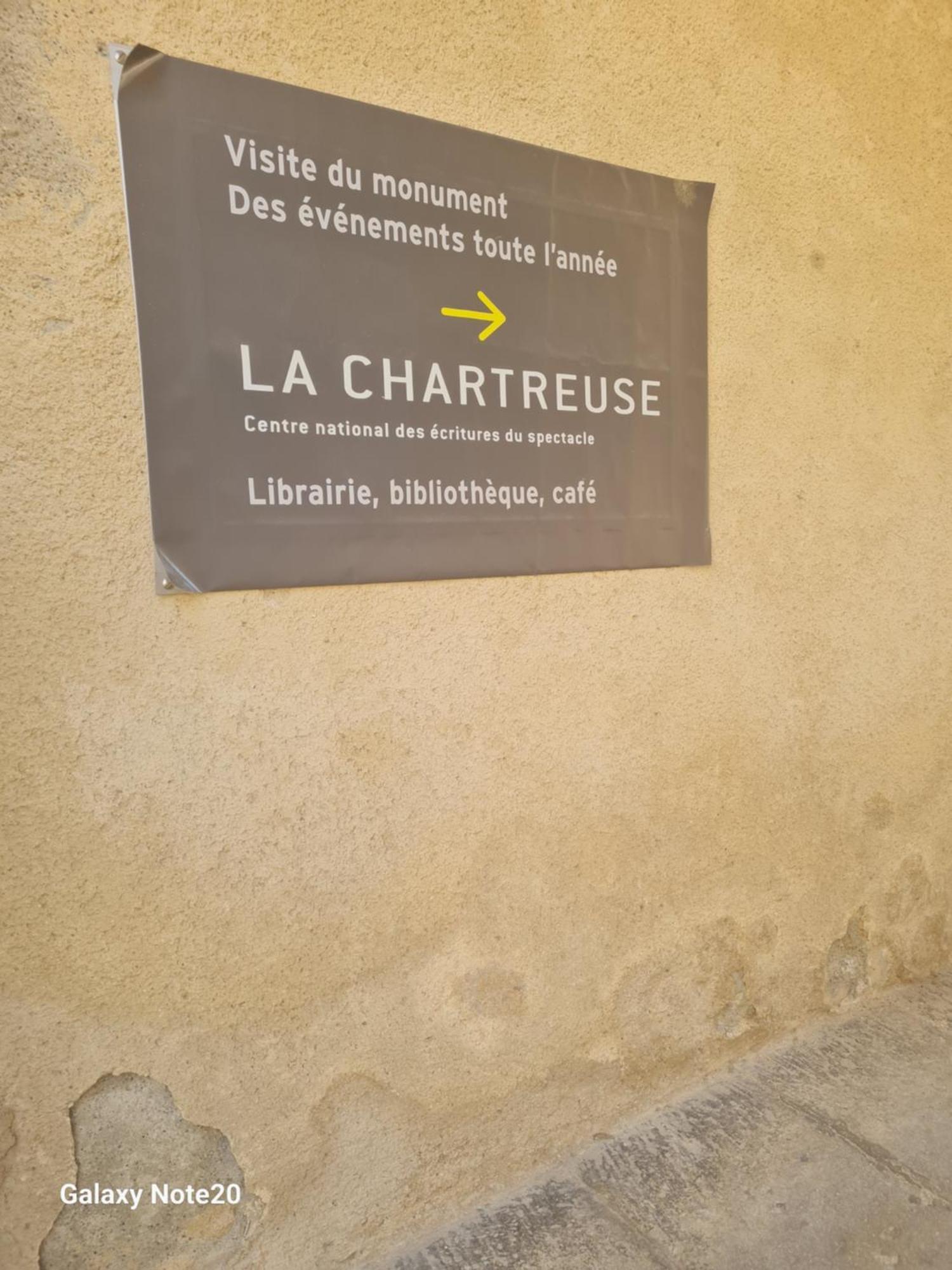 Maison De Charme Villeneuve Les Avignon מראה חיצוני תמונה