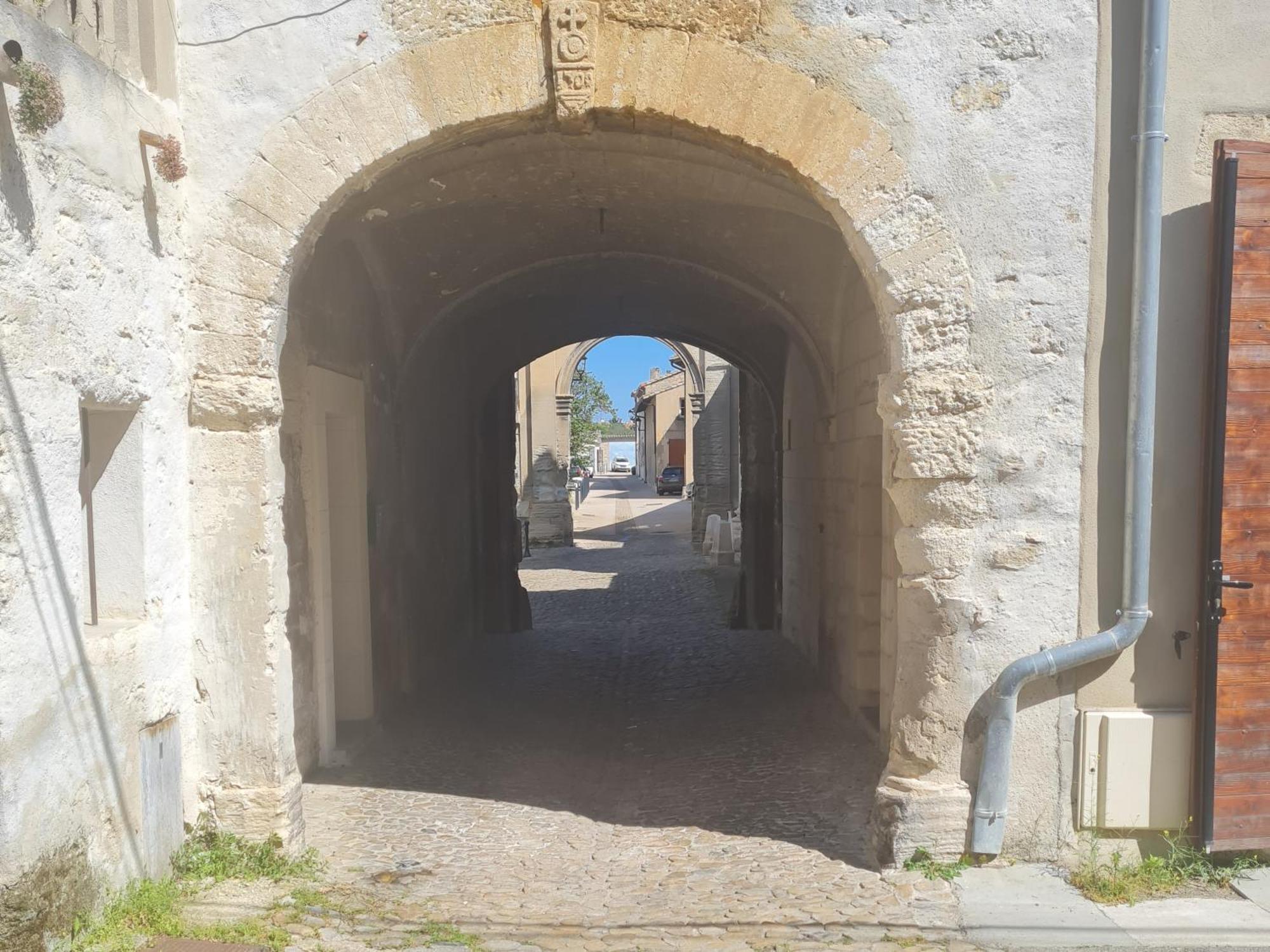 Maison De Charme Villeneuve Les Avignon מראה חיצוני תמונה